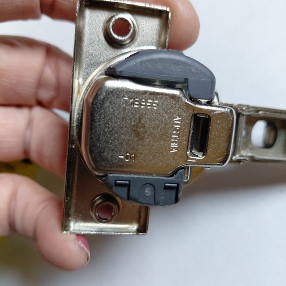 Lot of 29 Blum Soft Close Cabinet Door Hinges 71B355 & 71B955 - Picture 5 of 14